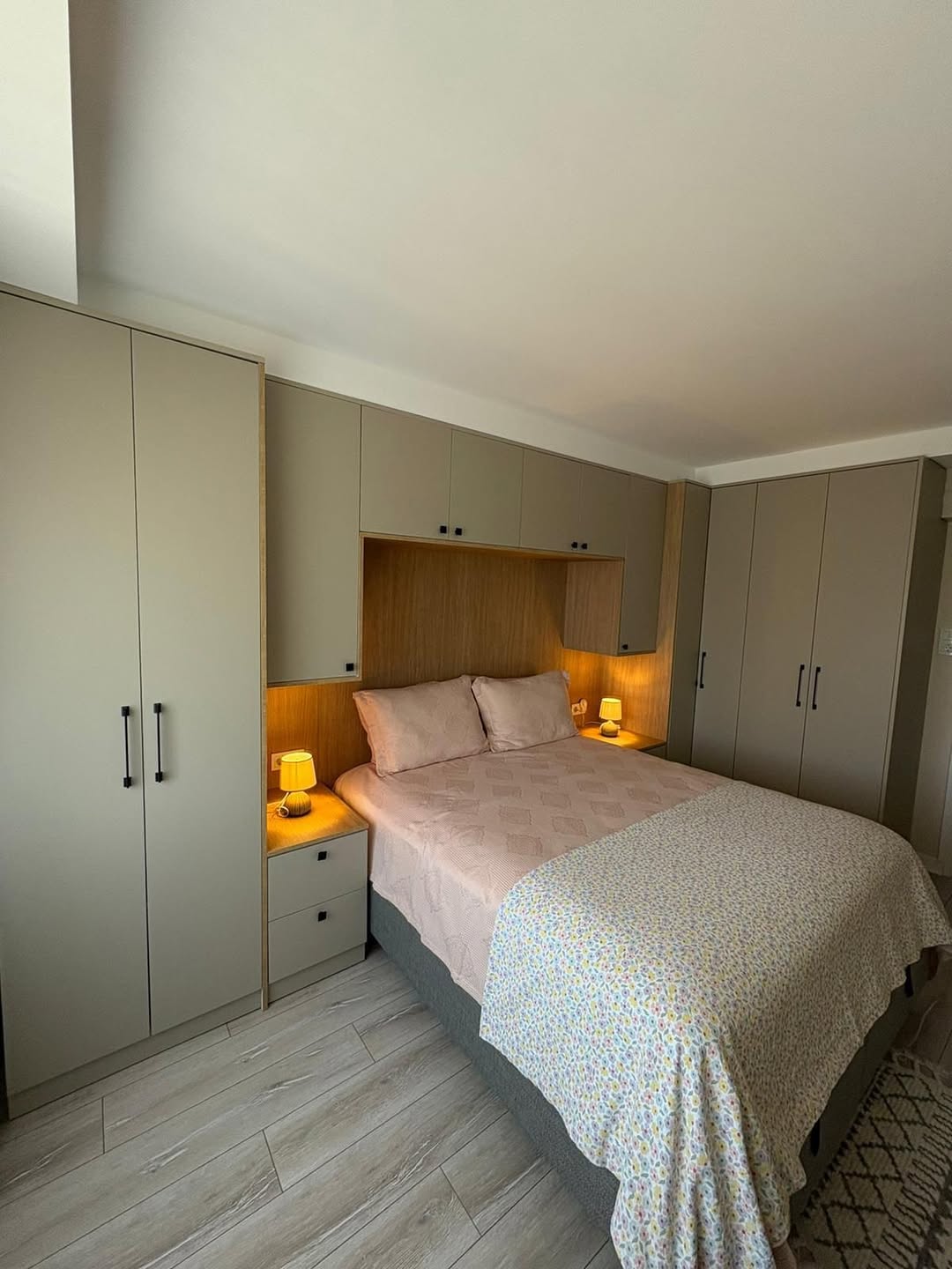 Şık Yatak Odası Tasarımı 1